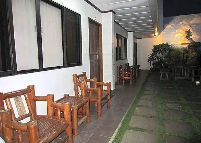 Hotel Residencia Lourdes 2*
